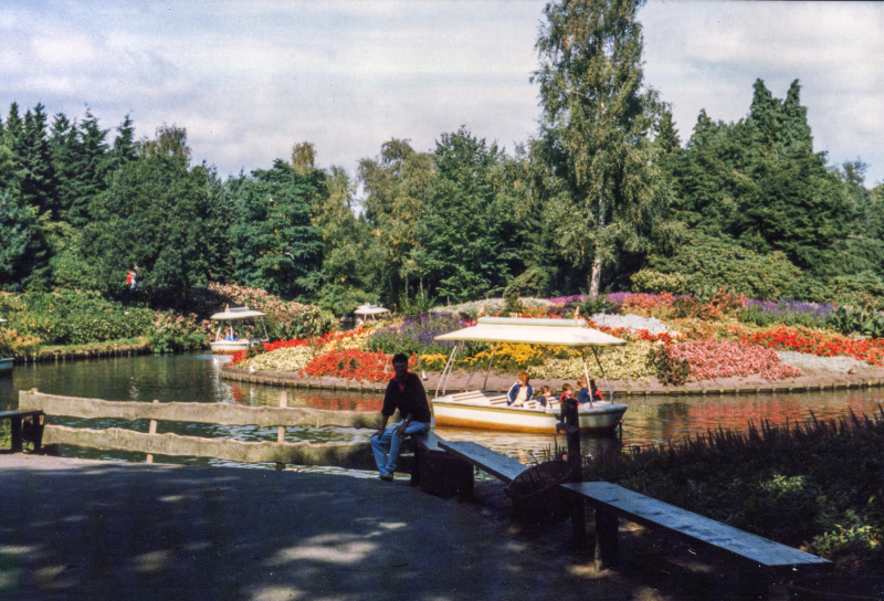 Bestand:Siervijvergondoletta-zwembadlaan-sept87.jpg