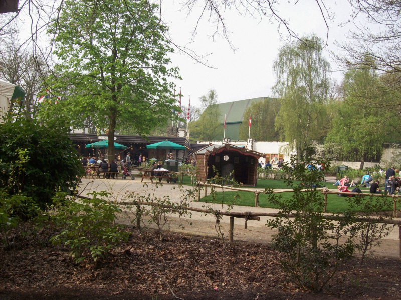 Bestand:Steenbokplein-huisje-april2009.jpg