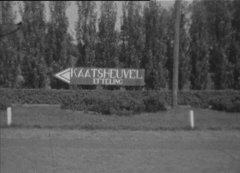 Bestand:Wegwijsbord-buurdorp-1955.jpg