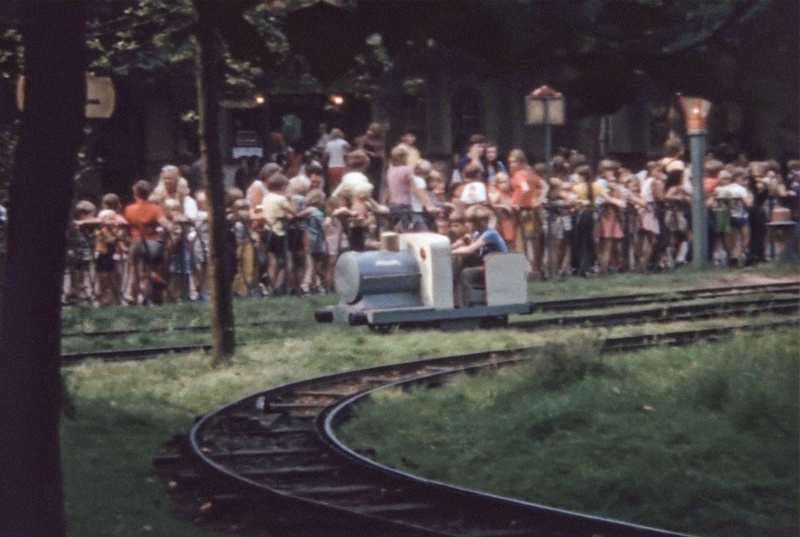 Bestand:Traptreintjes-stationskoffiehuis-1973.jpg