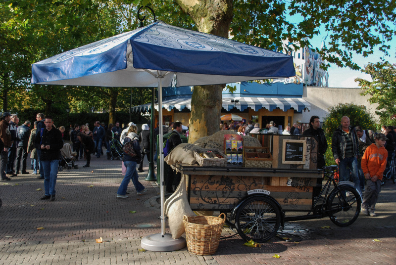 Bestand:Horeca-fietskar-koffie-okt2009.jpg