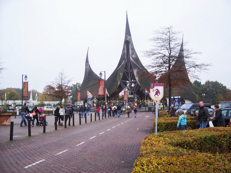 Bestand:Huisvandevijfzintuigen-vaandels-nov2008.jpg