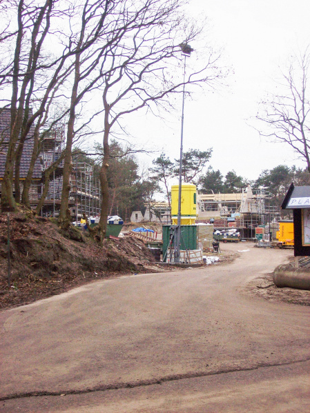 Bestand:Bosrijkbouw-eerstepadlinks-dec2008.jpg