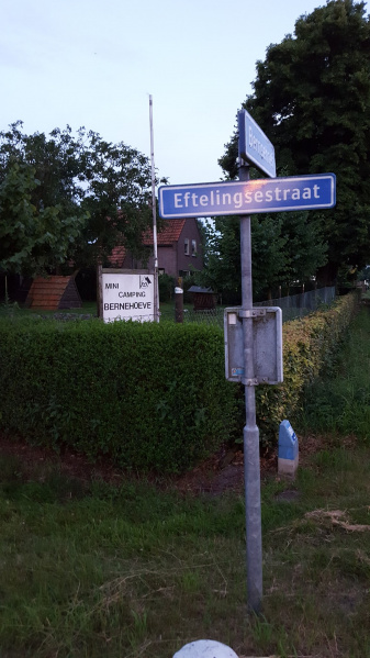 Bestand:Bernehoeve-hoek-eftelingsestraat.jpg