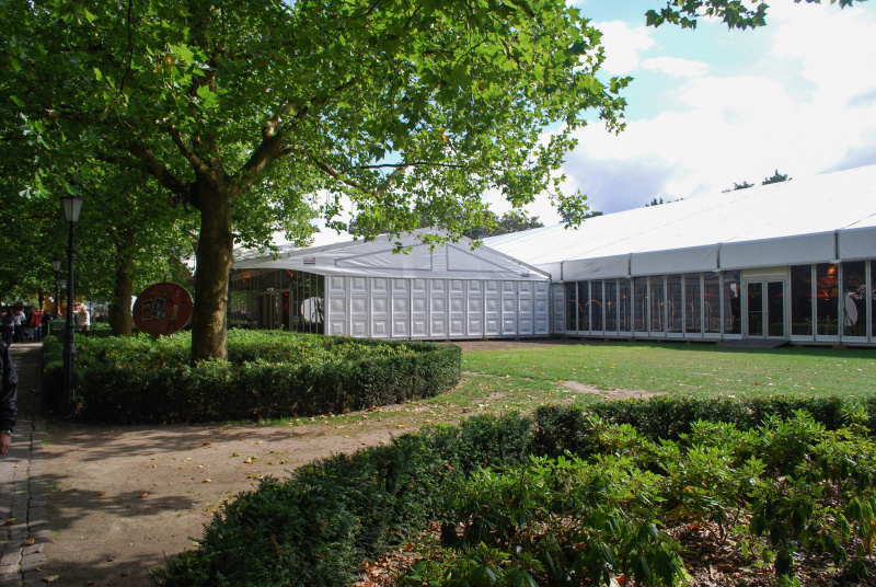 Bestand:Circus-antonpieck-tent-sept09.jpg